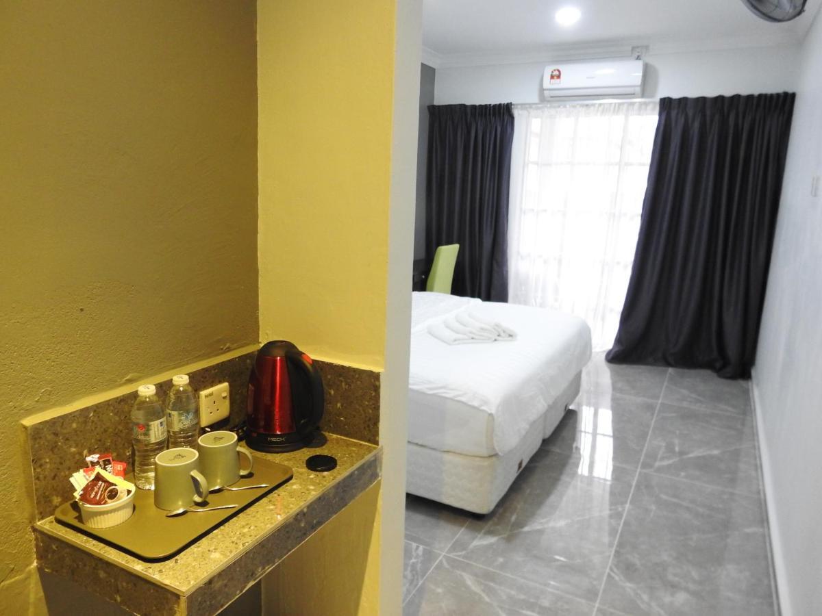 Tebing Guest House Taman Negara Malaysia Куала Тахан Екстериор снимка