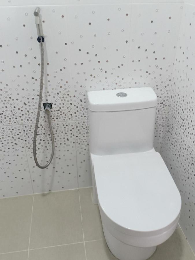 Tebing Guest House Taman Negara Malaysia Куала Тахан Екстериор снимка