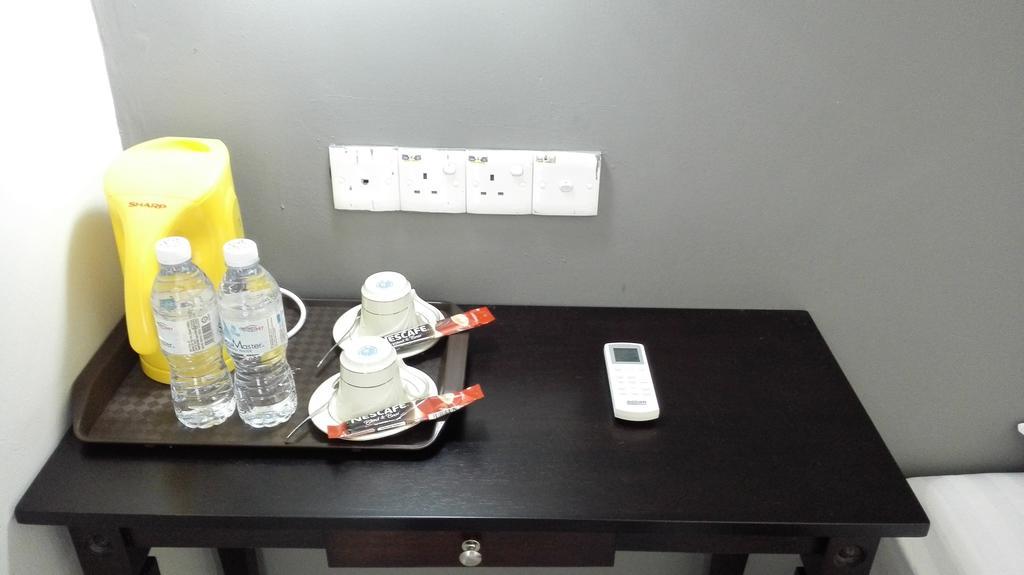 Tebing Guest House Taman Negara Malaysia Куала Тахан Екстериор снимка